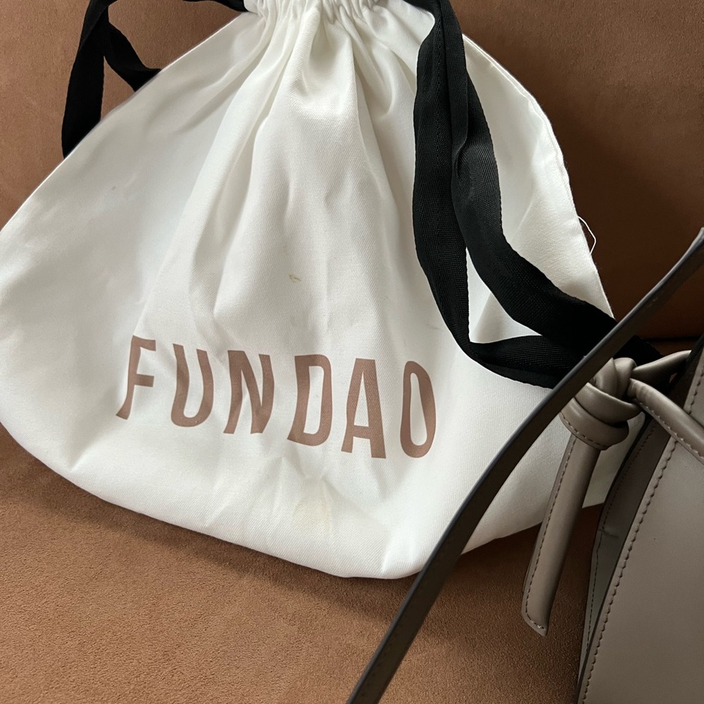 FunDao Gray Women's Handbag - Picture 3 of 13